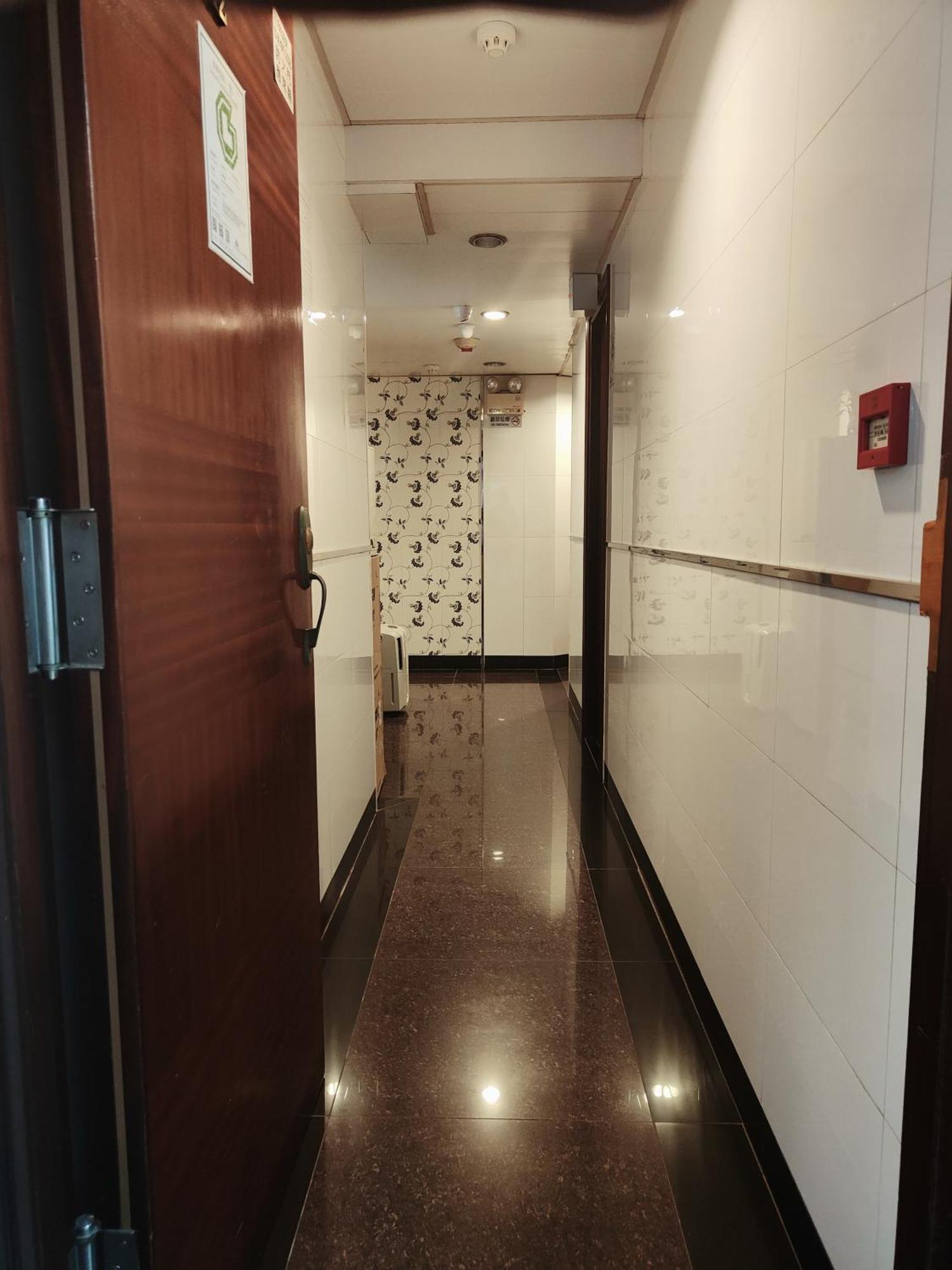 Four Seasons Hostel Hong Kong Esterno foto